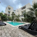Homely Apartment Great Location Playa Del Carmen